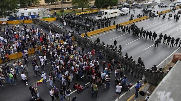 Unasul fará reunião para discutir tensão na Venezuela