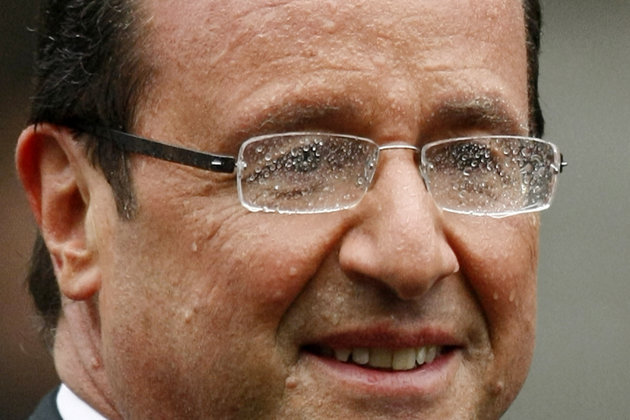 França sente-se à deriva após um ano da presidência de Hollande
