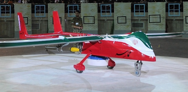Irã apresenta nova aeronave – Hemaseh (Epopeia)