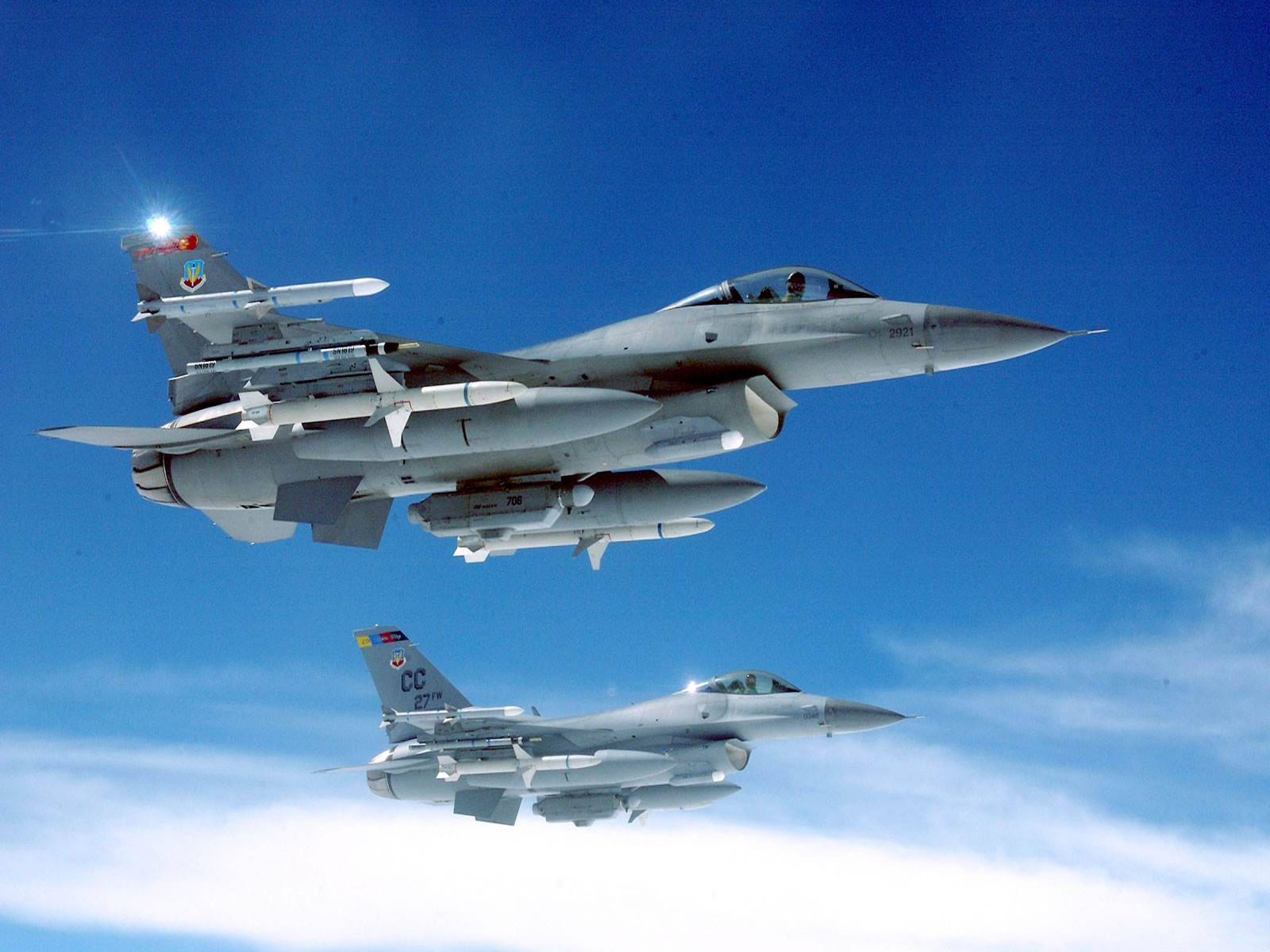 F-16: “CAIXÕES VOADORES” PARA FORÇA AÉREA ROMENA