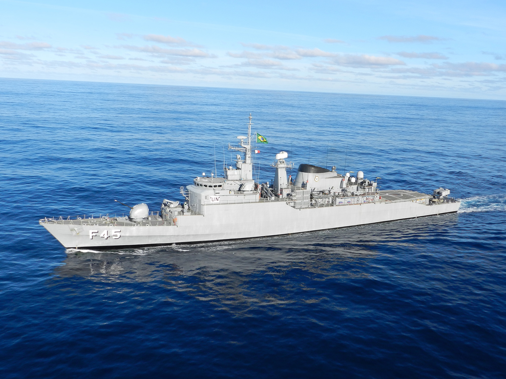 Marinha envia nova fragata para missão de paz no Líbano