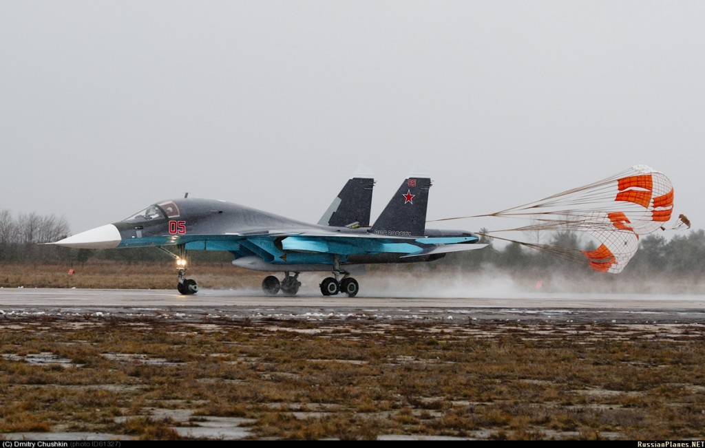 Caças Su-34 chegaram à base aérea de Voronezh