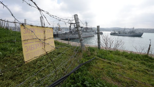 Navios Ucranianos não têm condição de deixar a Base naval de Sebastopol
