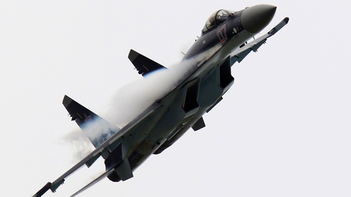 A-Sukhoi-SU-35-takes-off-during-a-flying-display-one-day-before-the-50th-Paris-Airshow