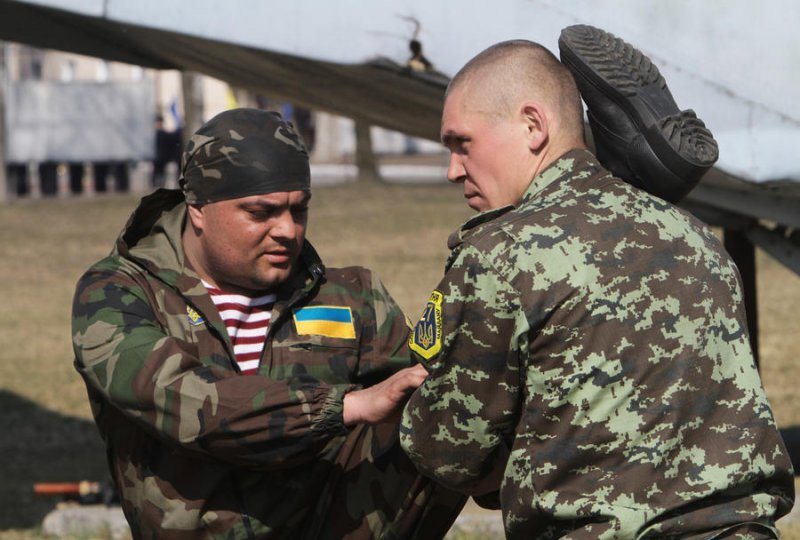 Guarda Nacional da Ucrânia recebe ordem de destruir comboio humanitário