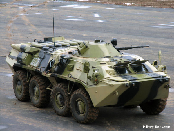 Rússia oferece ao Peru produção do BTR-80