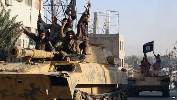 Grupo autodenominado "Estado islâmico" quer estabelecer califado entre leste da Síria e oeste do Iraque