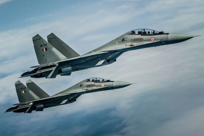 Mergulhada no impasse pela aquisição do Rafale IAF encomenda mais 40 Su-30MKI