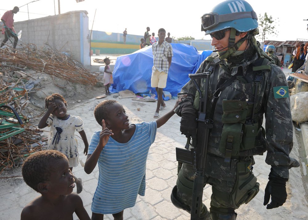 Soldado brasileiro no Haiti, Cité Soleil.