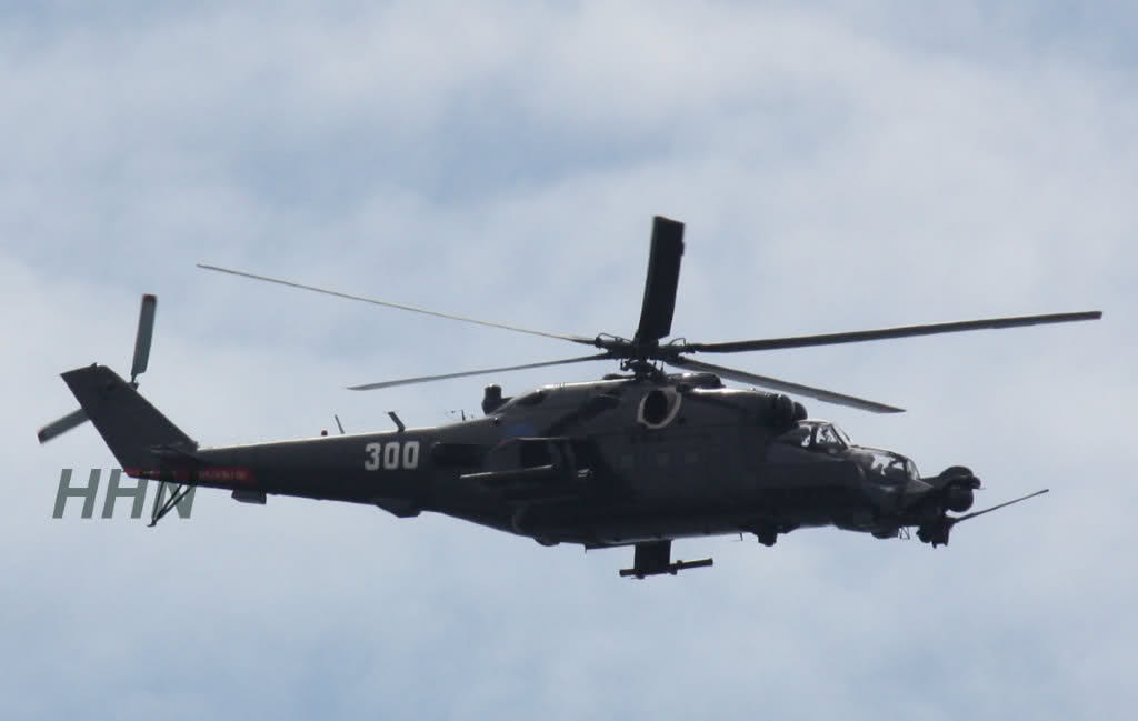 Helicoptero Mi-24 Super Hind do Azerbaijão e derrubado na região de Nagorno Karabakh.