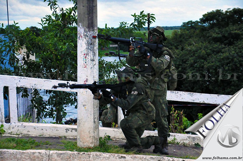 Militares realizaram simulação de “Assalto Ribeirinho” em Ladário / Fotos: Erik Silva