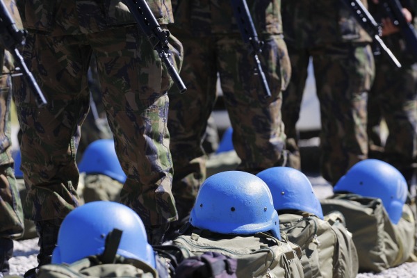 FORÇA AEREA BRASILEIRA: Dia dos peacekeepers, conheça a história de quem ajuda a manter a paz