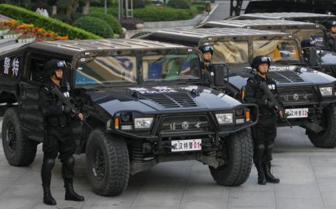 GUERRA AO TERROR: Policia Chinesa realiza exercício contra ameaças terroristas