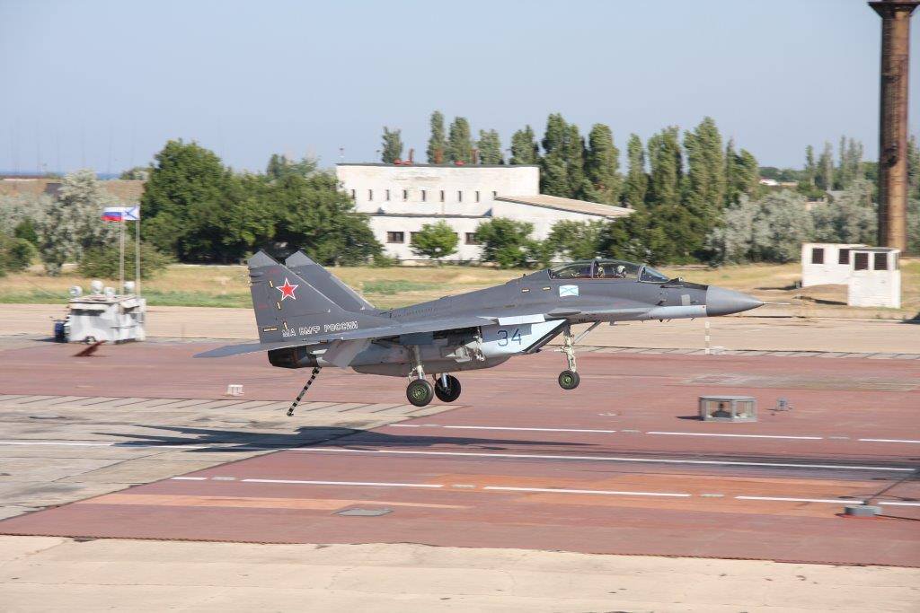 MiG- 29KR KUBR em Saky Crimeia Rússia (4)