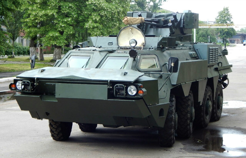 Ucrânia negocia com a Indonésia  licença de produção do BTR-4M