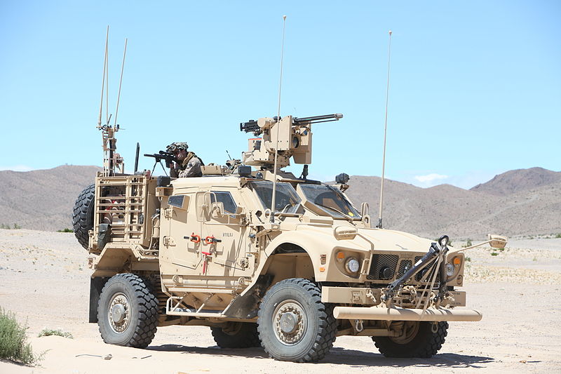 Fuzileiros Navais  e Força Aérea dos EUA iniciam modernização de suas frotas de veículos 4X4 M-ATV