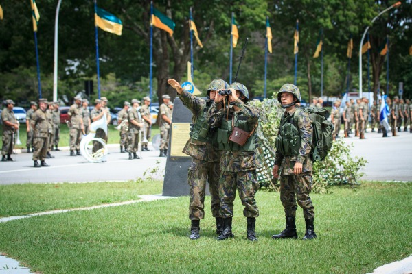 FAB PÉ DE POEIRA: Primeira Brigada de Defesa Antiaérea da FAB completa um ano