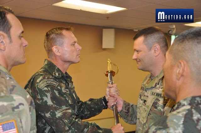 Subtenente do Exército Brasileiro assume cargo de comando em escola militar americana