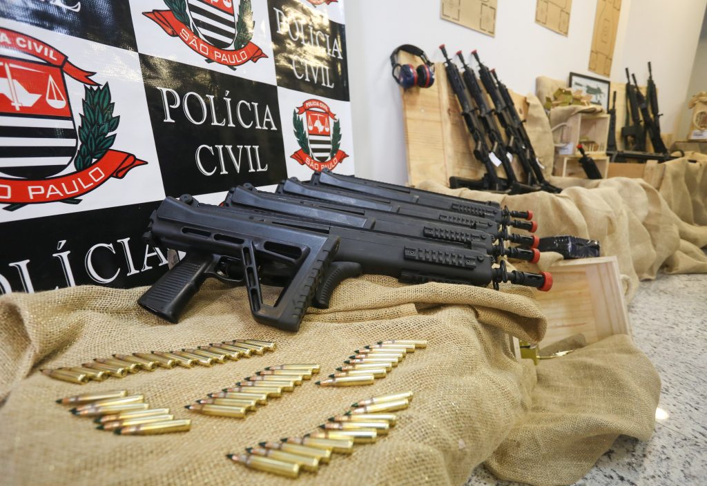 Governo do Estado de São Paulo entrega mais 731 novas armas  à Polícia Civil