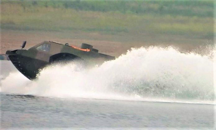 China revela protótipo do seu novo veículo de combate anfíbio de alta velocidade
