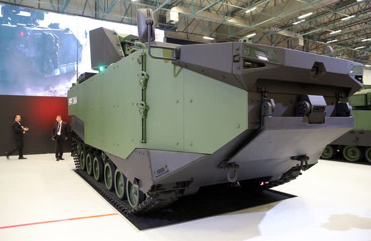 IDEF  2019: Turquia apresenta primeiro protótipo do veículo  blindado de assalto anfíbio  ZAHA